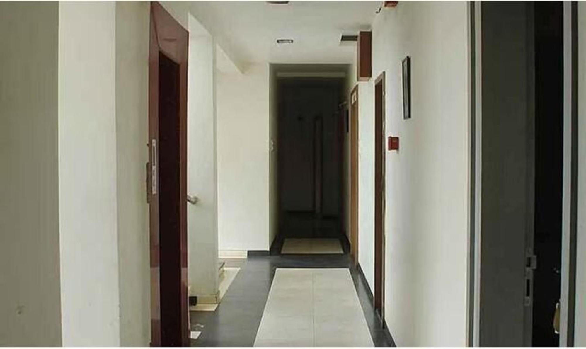 Fabhotel Skylark Inn Nashik Exteriör bild